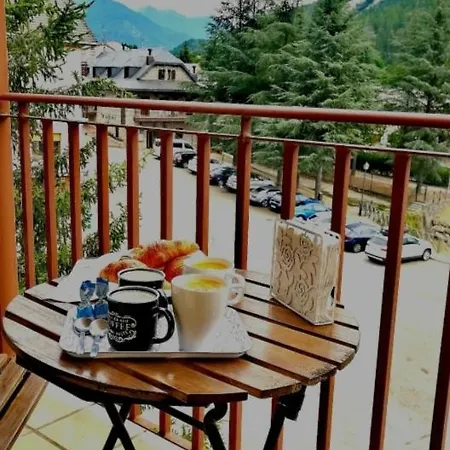 Mirador De Bergosa كاستيلو دي جاكا