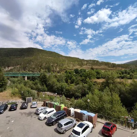 Mirador De Bergosa * كاستيلو دي جاكا